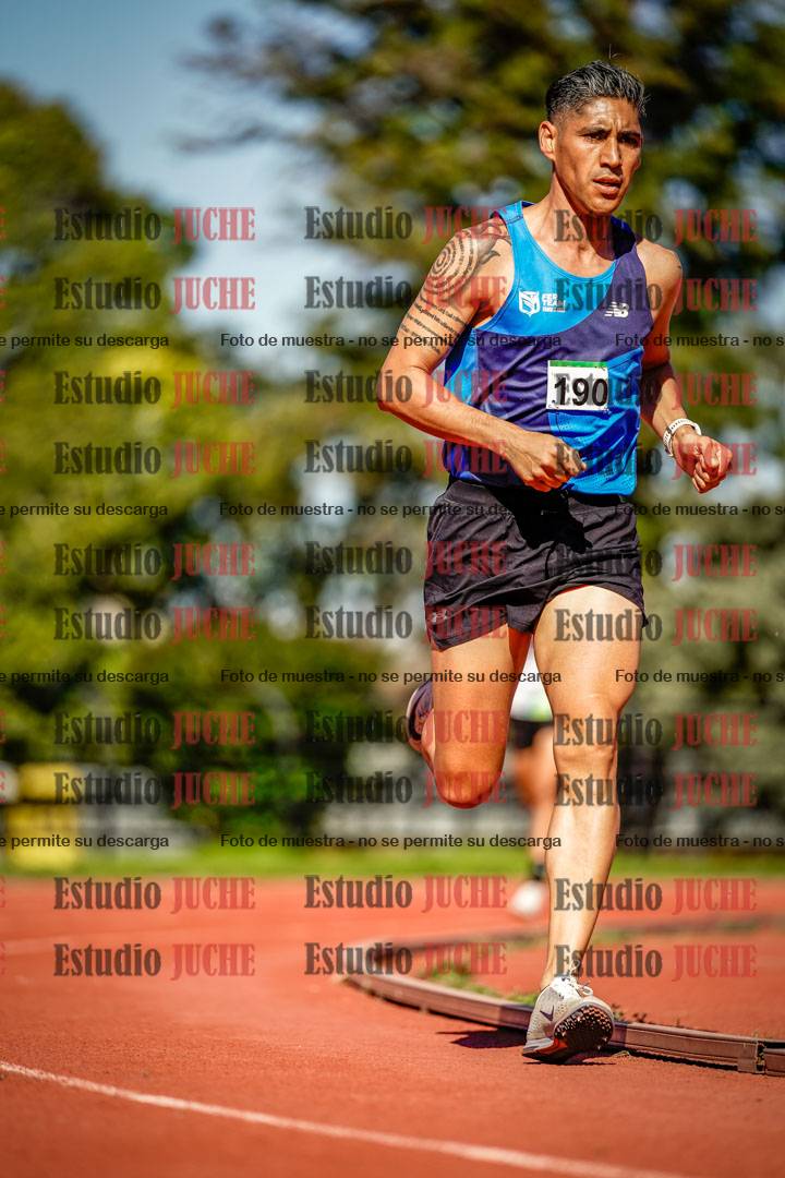 Fotos de los 5000 m llanos de mujeres y varones
