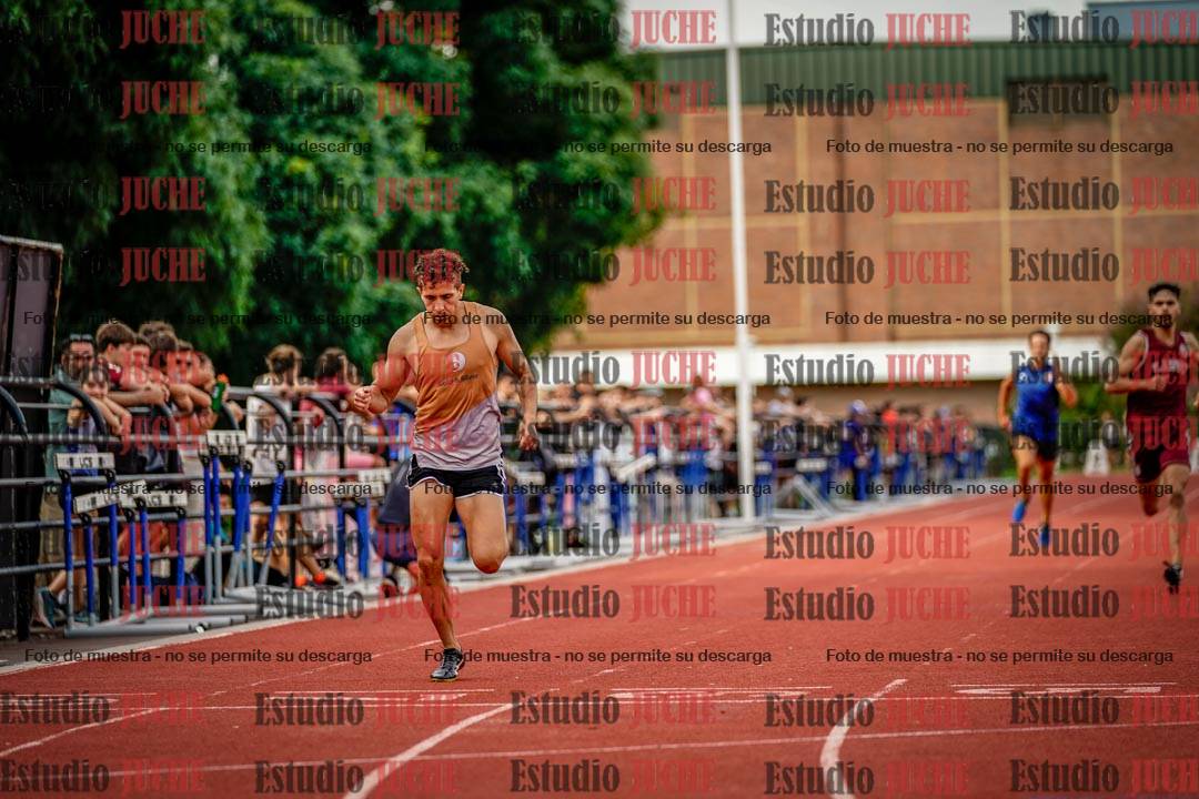 Fotos de los 400 m llanos de varones
