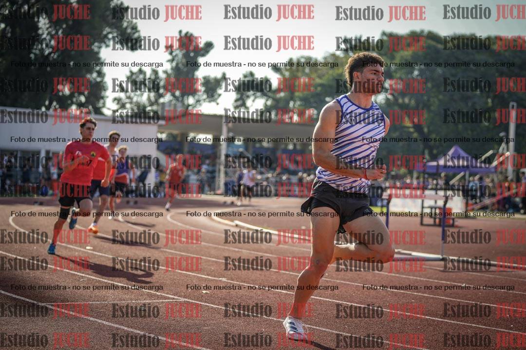 Fotos de los 400 m con vallas de varones