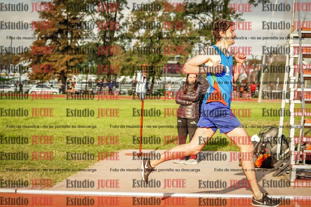 Fotos de los 1500 m llanos de varones
