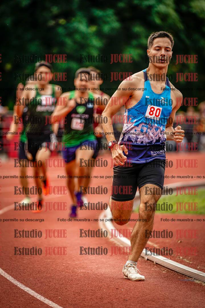 Fotos de los 800 m de varones