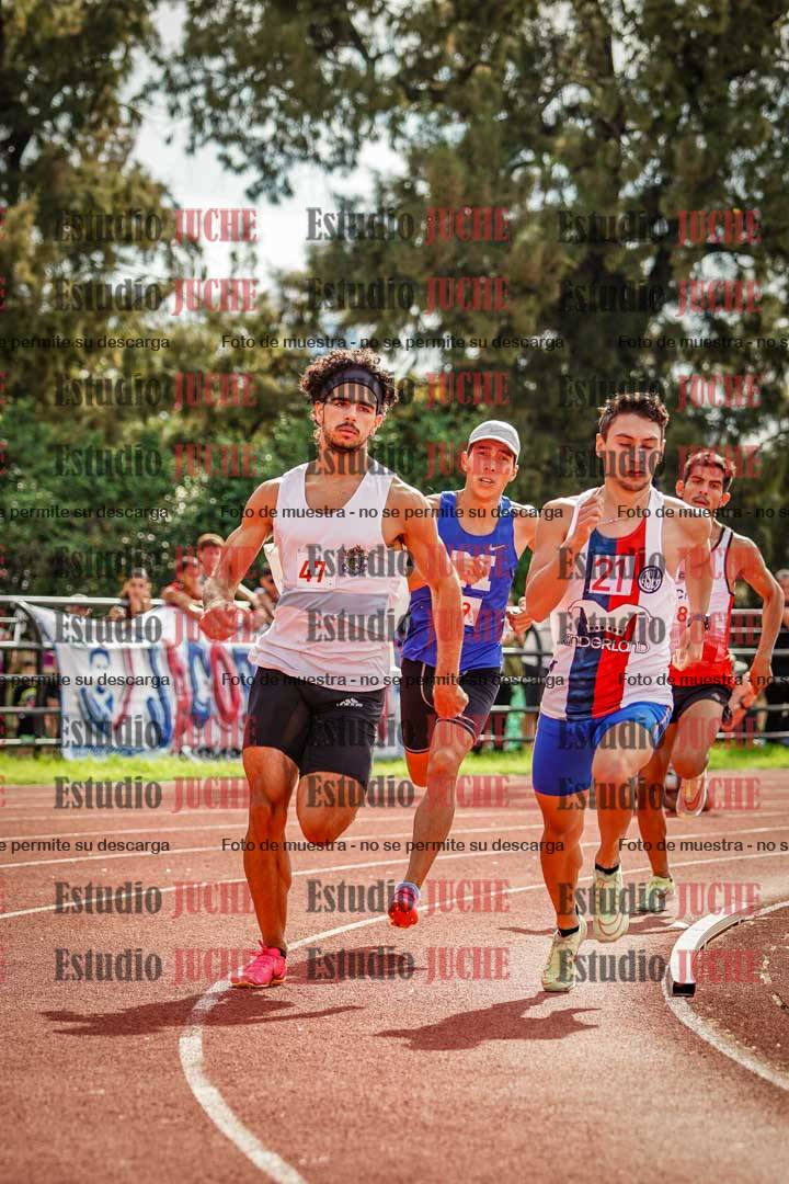 Fotos de los 800 m llanos de varones