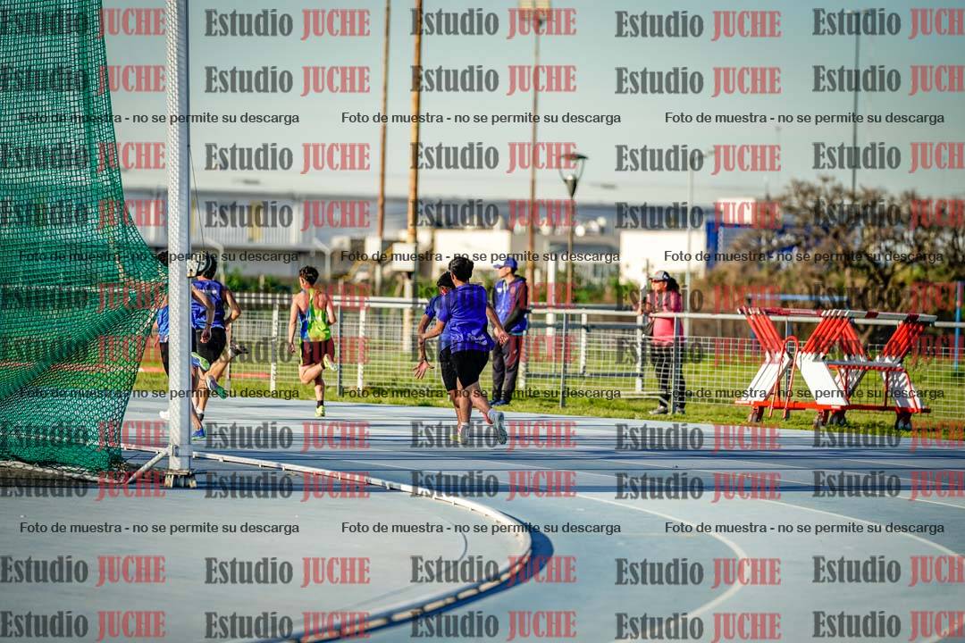 Fotos de las postas 4x100 m llanos de varones