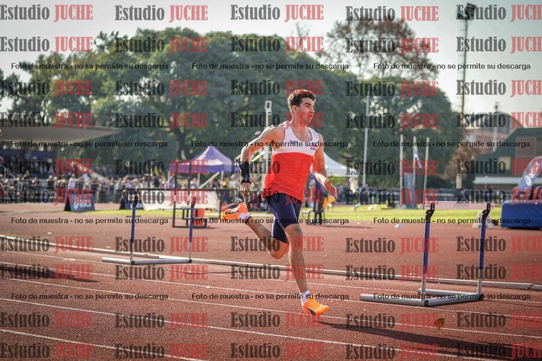 Fotos de los 400 m con vallas de varones