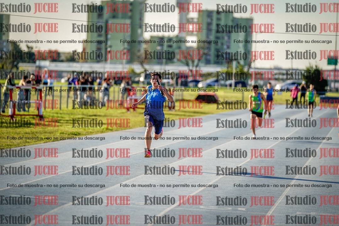 Fotos de las postas 4x100 m llanos de varones