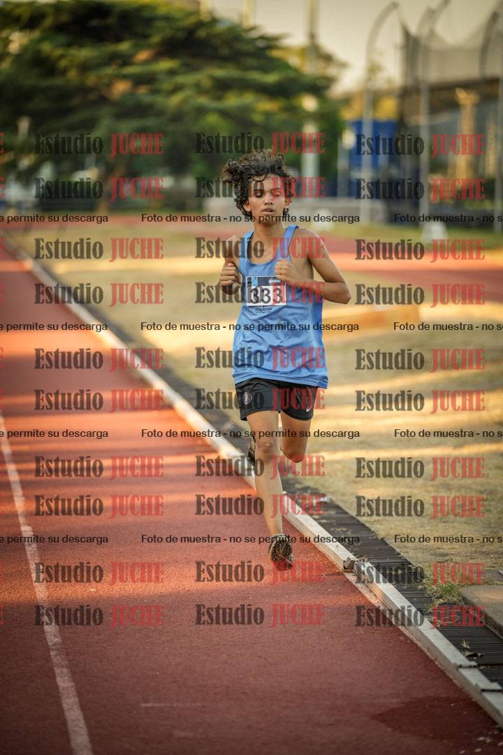 Fotos de los 2400 m llanos de varones