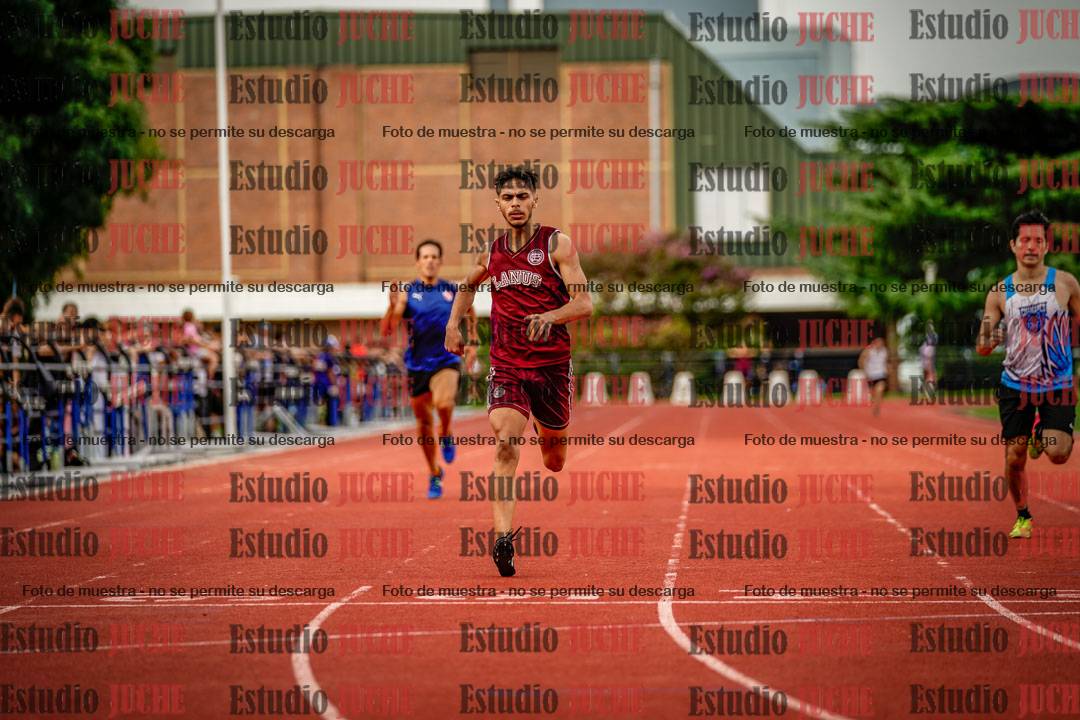 Fotos de los 400 m llanos de varones