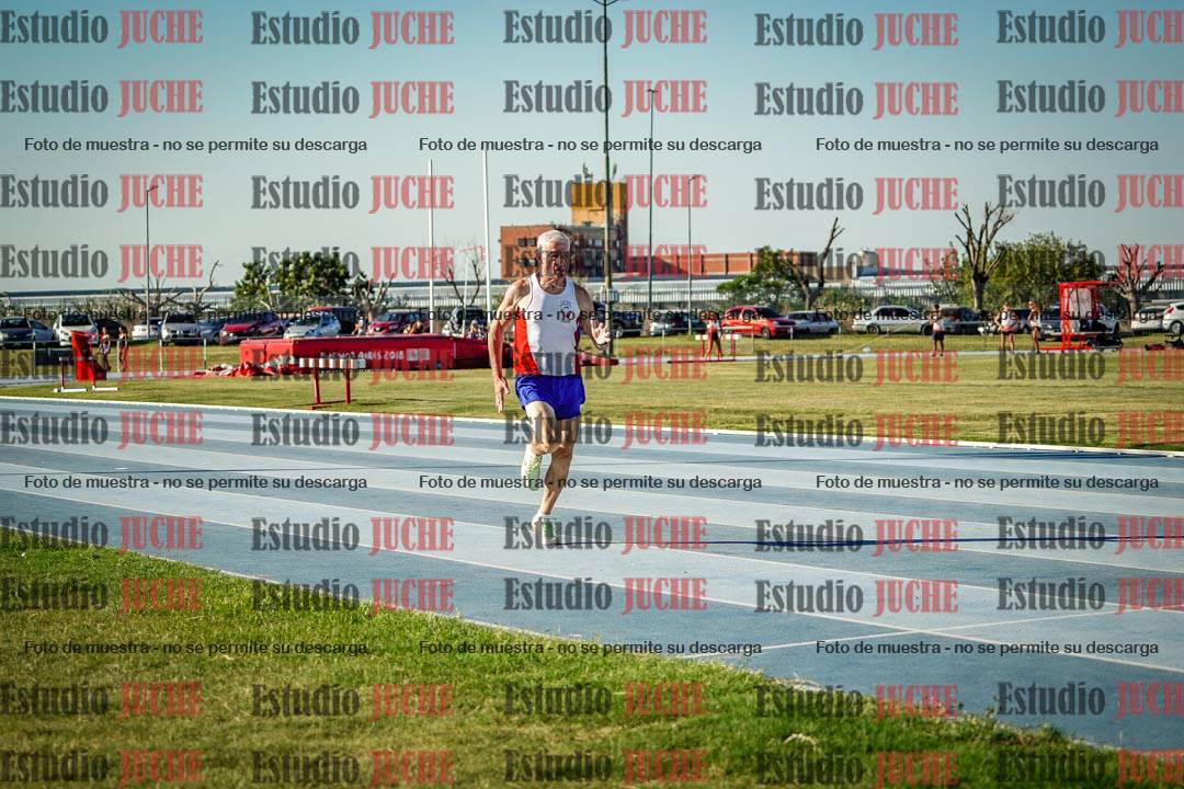 Fotos de los 400 m llanos de varones