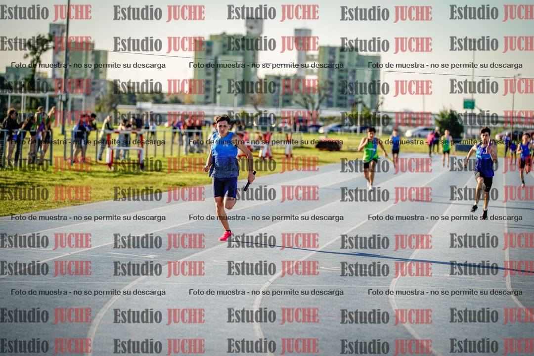 Fotos de las postas 4x100 m llanos de varones