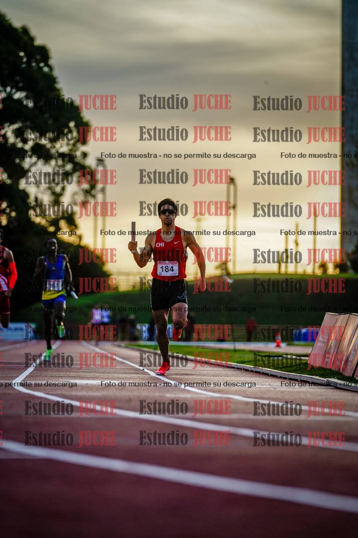 Fotos de los relevos 4x400 m de varones