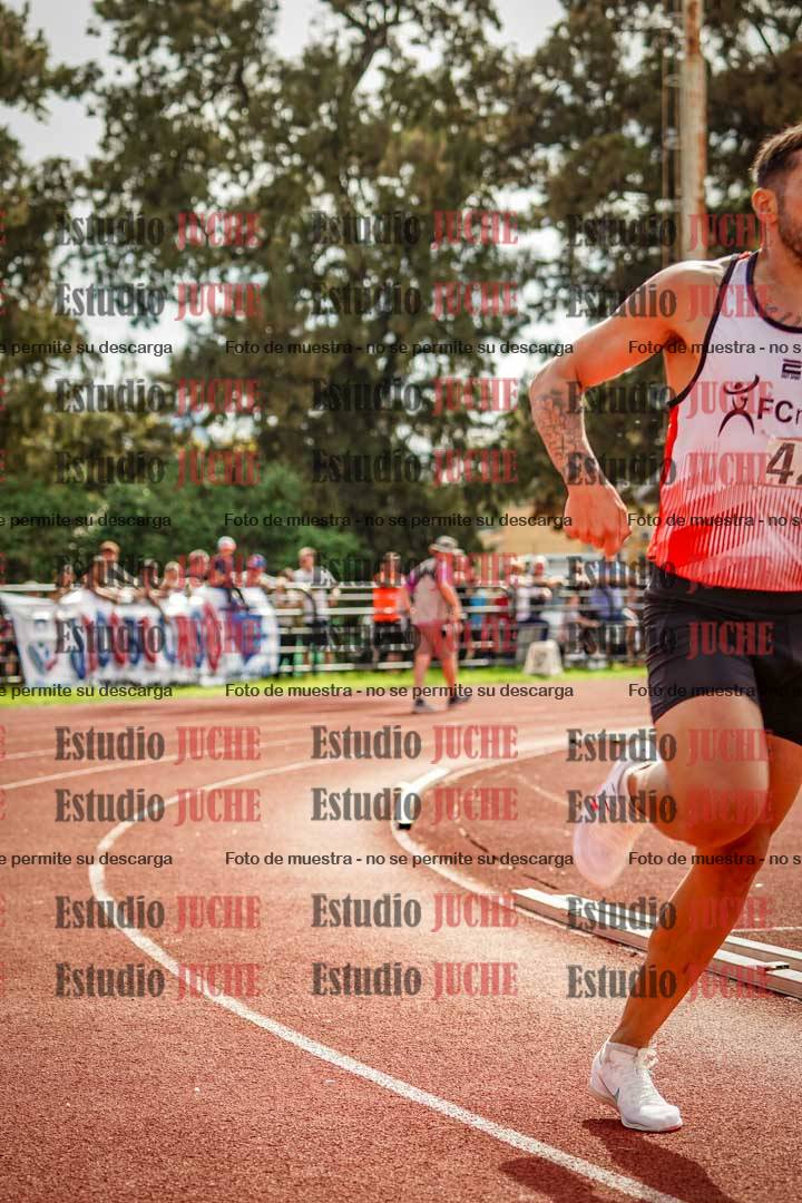 Fotos de los 800 m llanos de varones