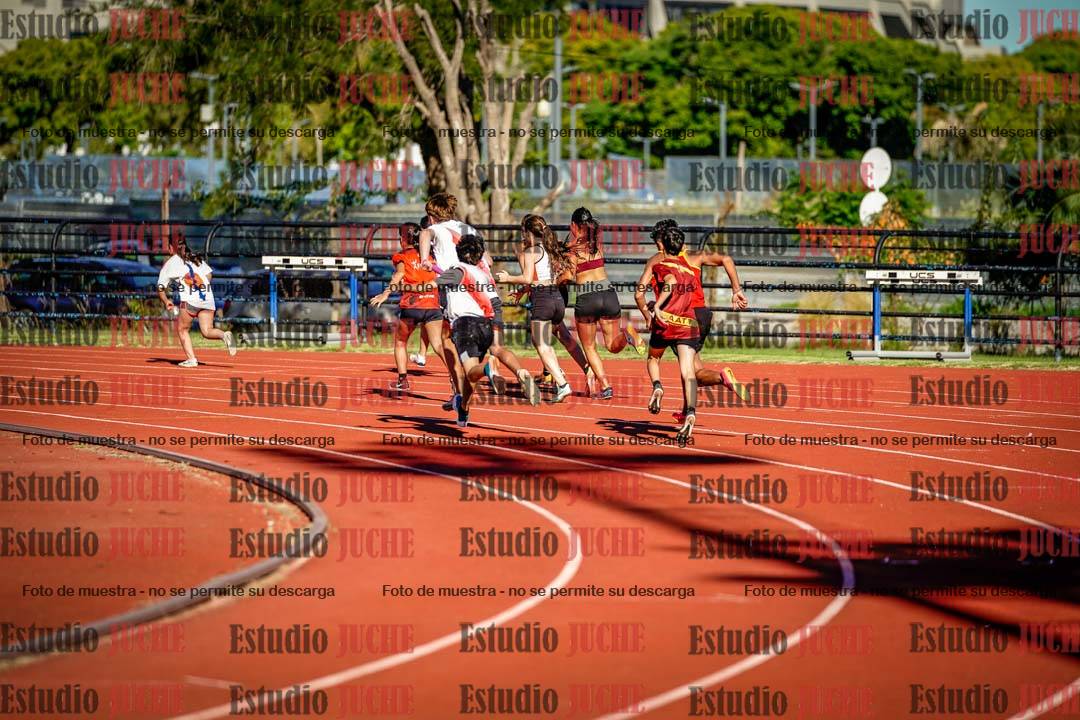 Fotos de las postas 5x80 m llanos de mujeres y varones