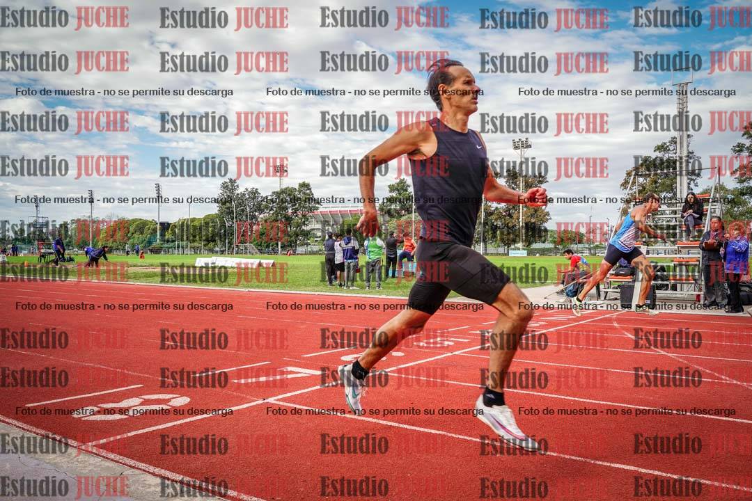 Fotos de los 400 m llanos de varones