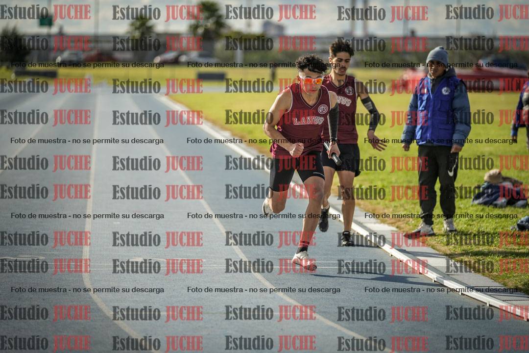 Fotos de las postas 4x400 m llanos de varones