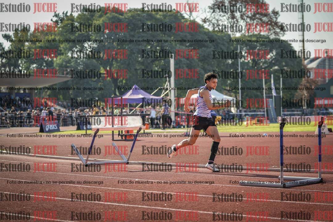 Fotos de los 400 m con vallas de varones