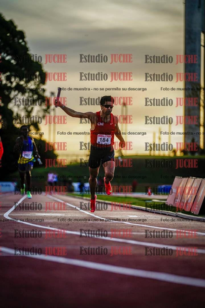 Fotos de los relevos 4x400 m de varones