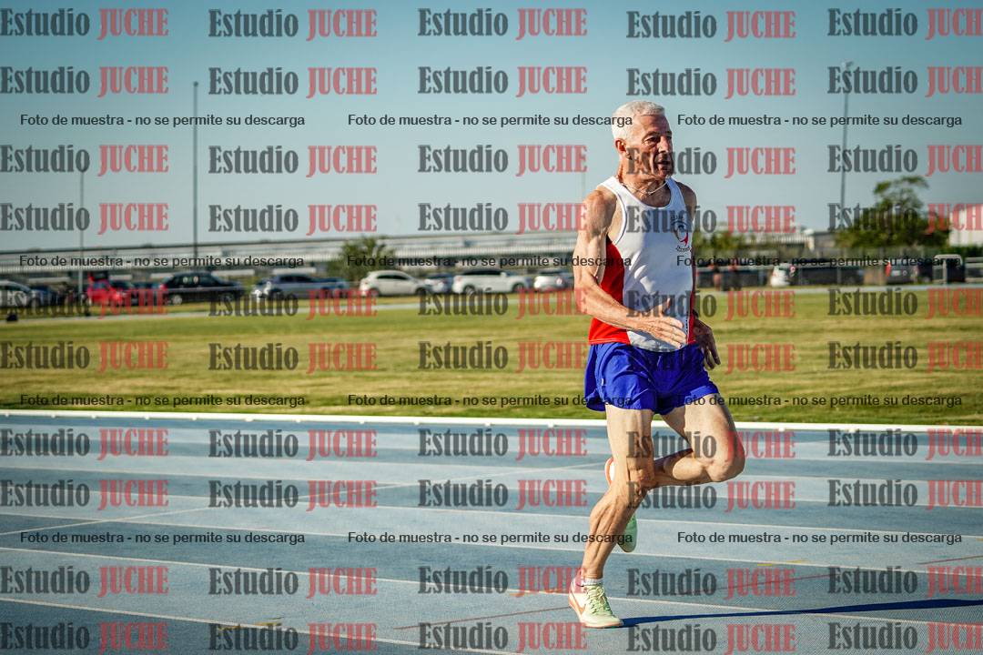 Fotos de los 400 m llanos de varones