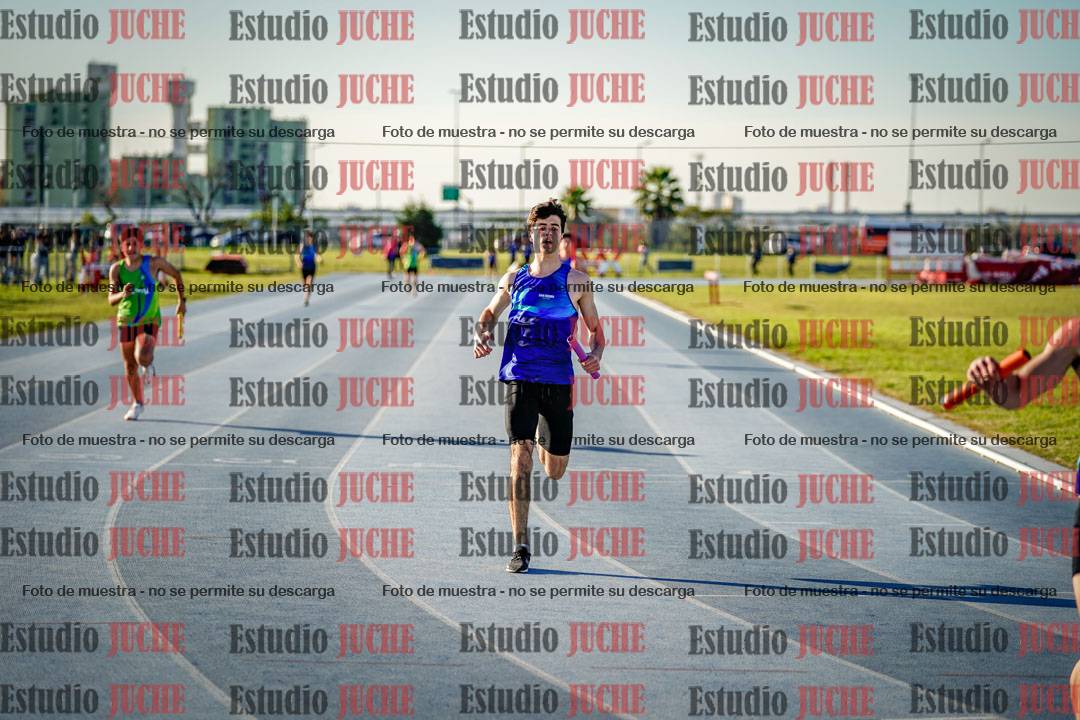 Fotos de las postas 4x100 m llanos de varones