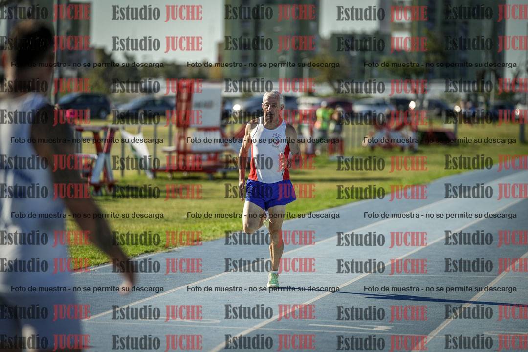 Fotos de los 400 m llanos de varones