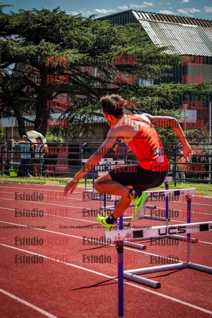 Fotos de los 400 m con vallas de varones