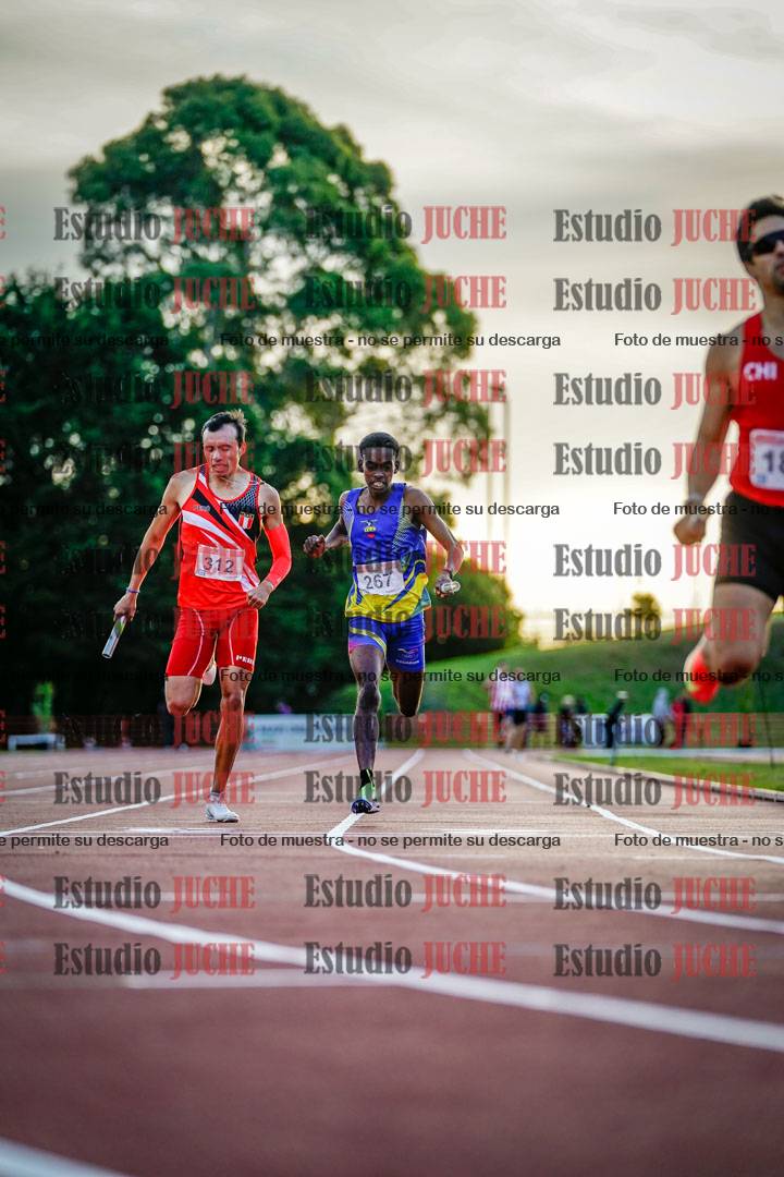 Fotos de los relevos 4x400 m de varones