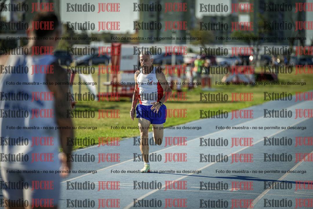 Fotos de los 400 m llanos de varones