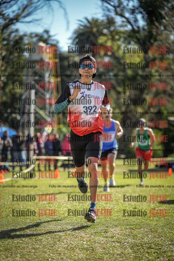 Fotos de la llegada del cross de 8000 m