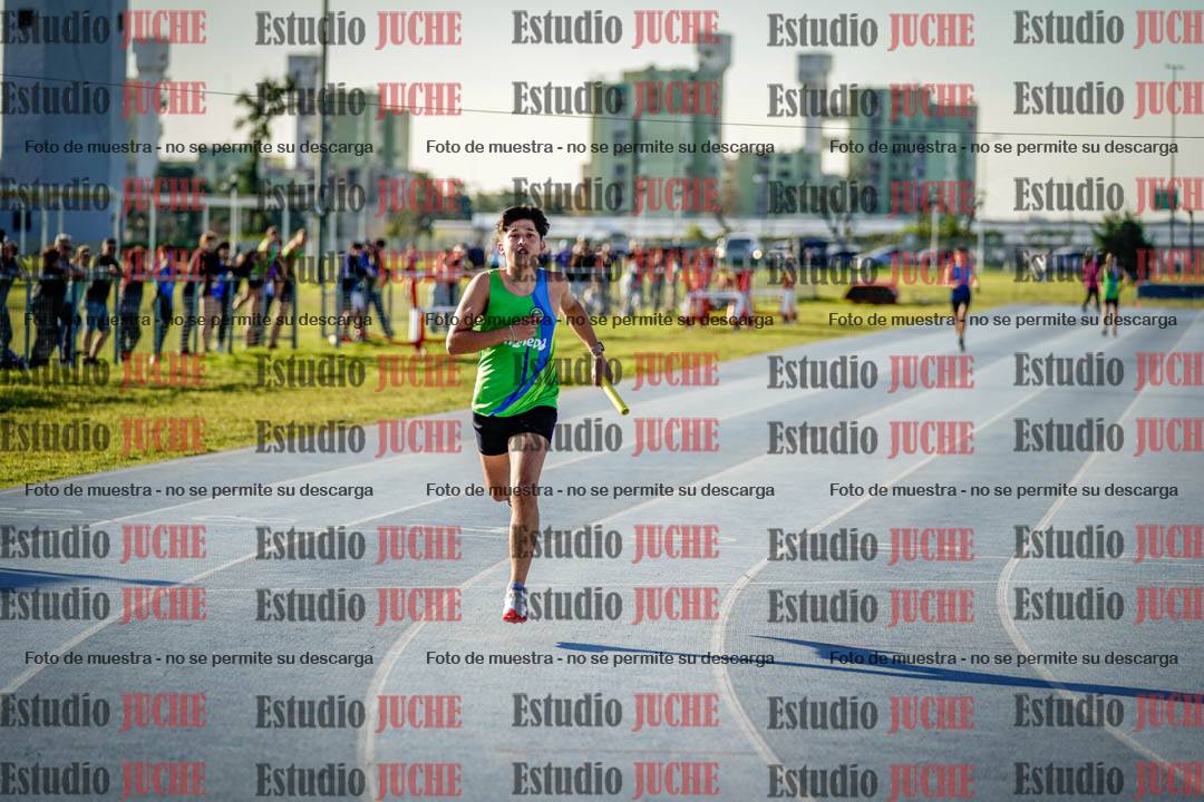 Fotos de las postas 4x100 m llanos de varones