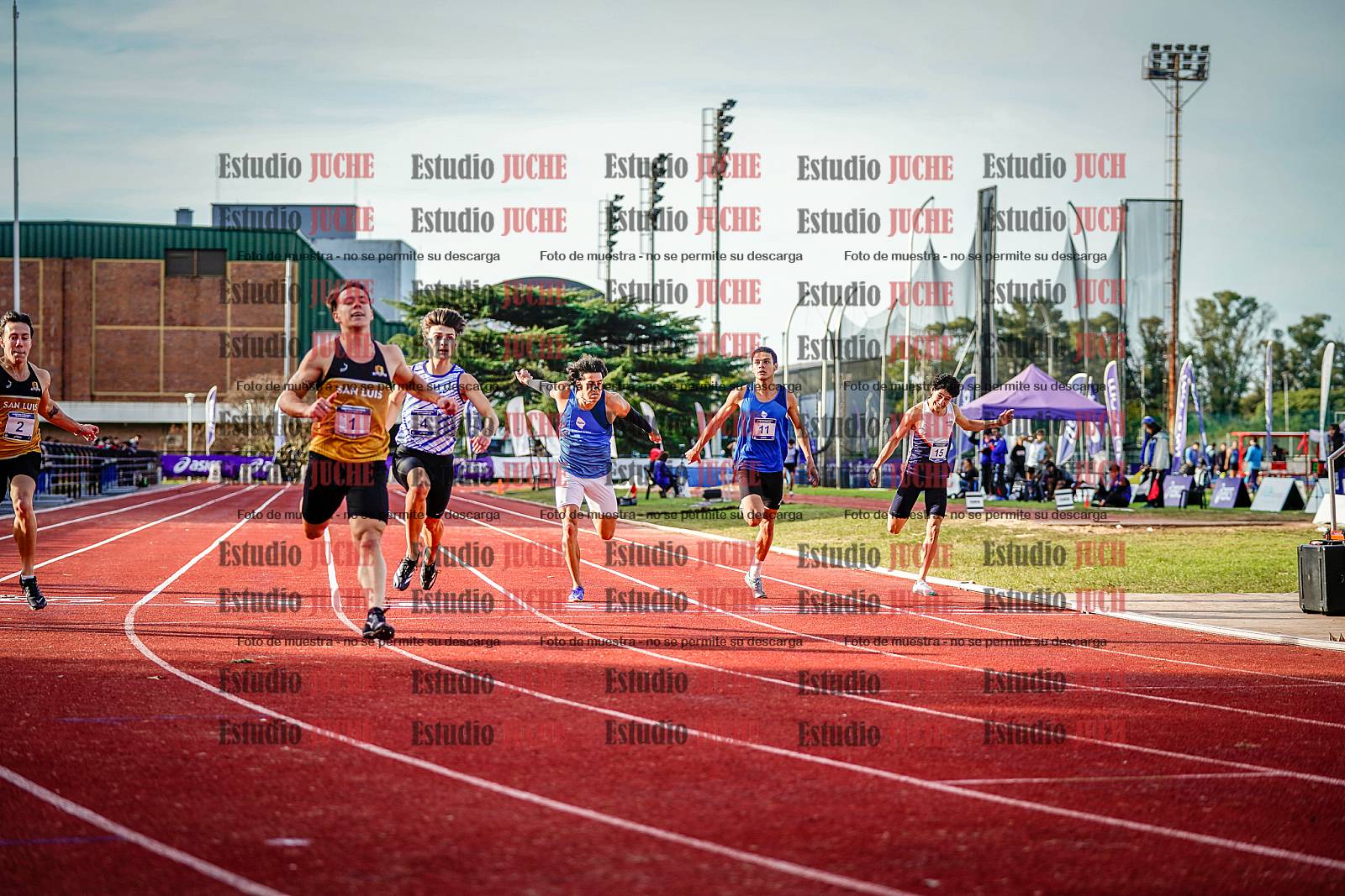Fotos de los 200 m de varones - FINAL