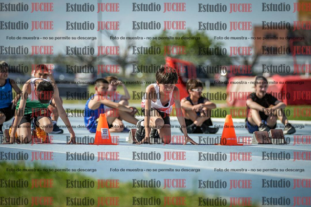 Fotos de los 50 m llanos de varones