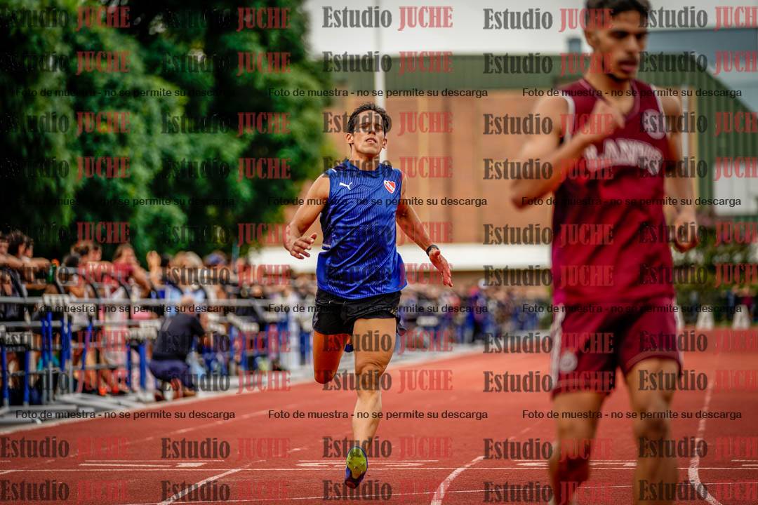Fotos de los 400 m llanos de varones