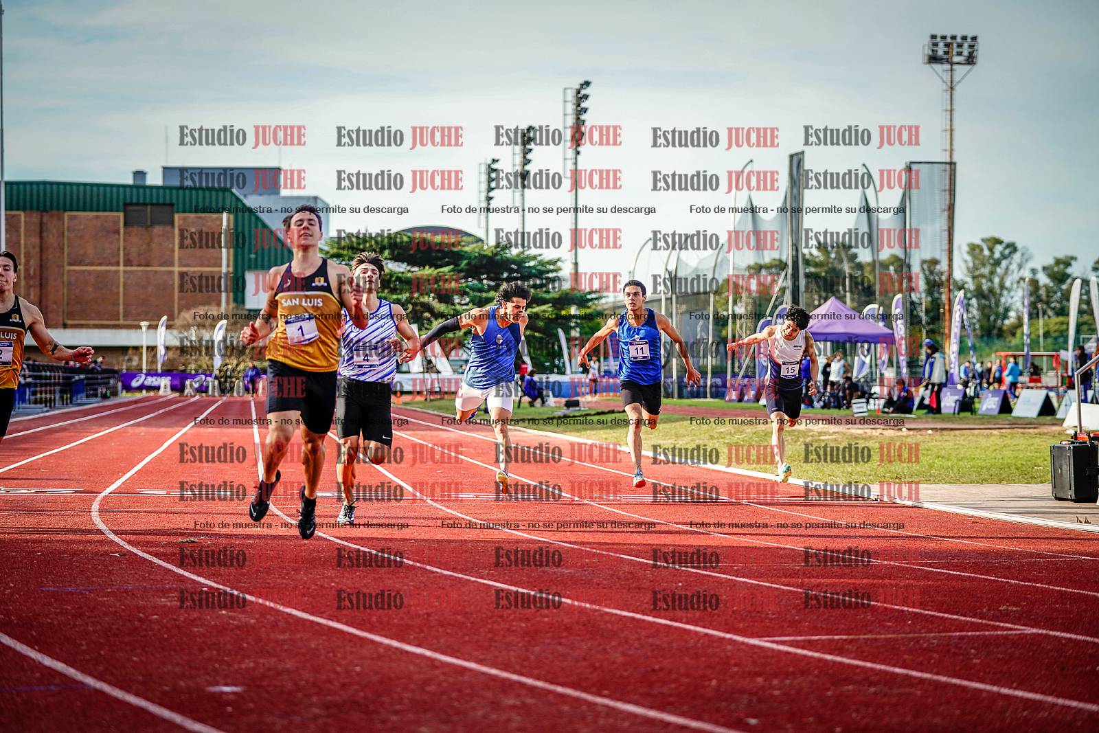 Fotos de los 200 m de varones - FINAL