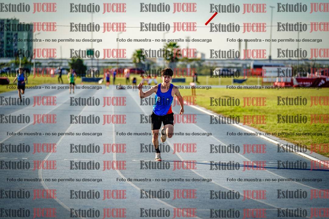 Fotos de las postas 4x100 m llanos de varones