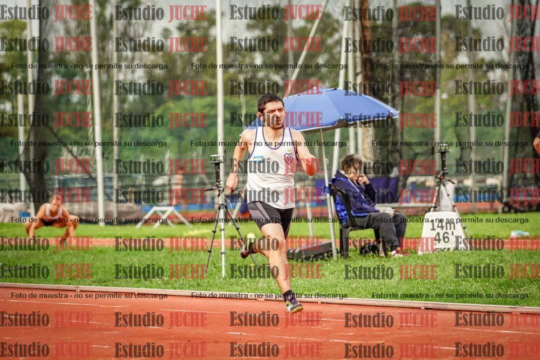 Fotos de los 400 m llanos de varones