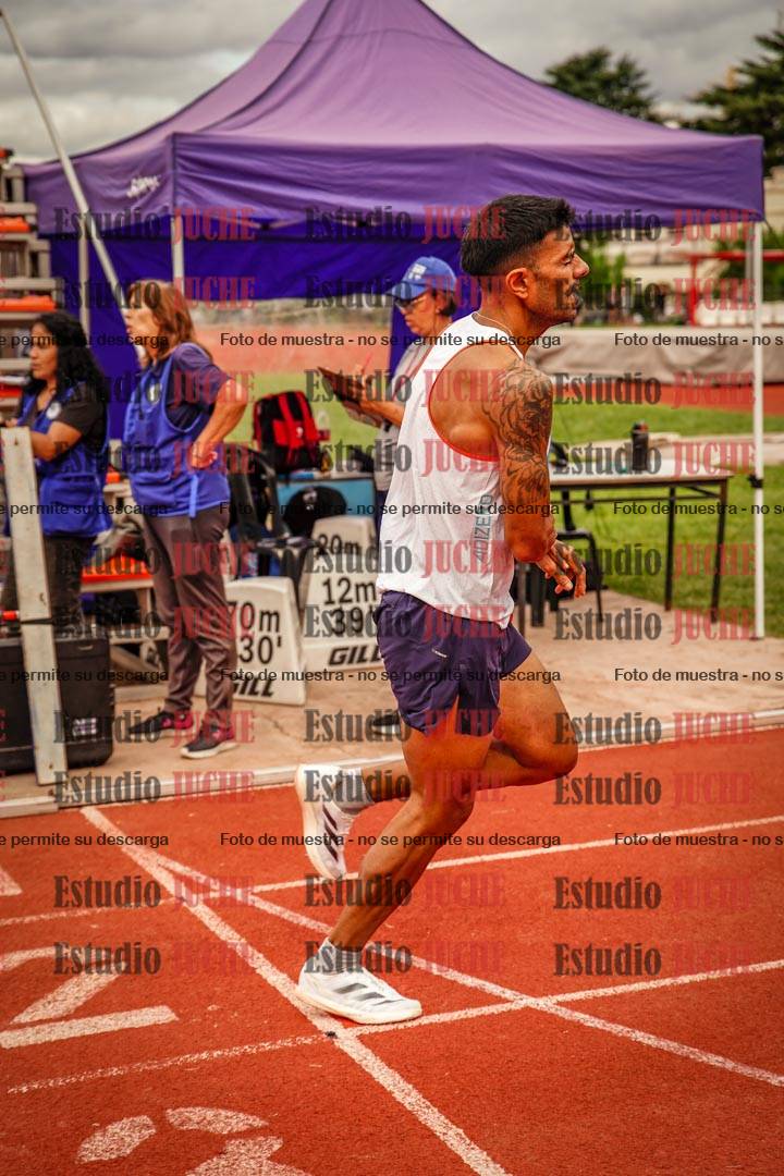 Fotos de los 800 m de varones