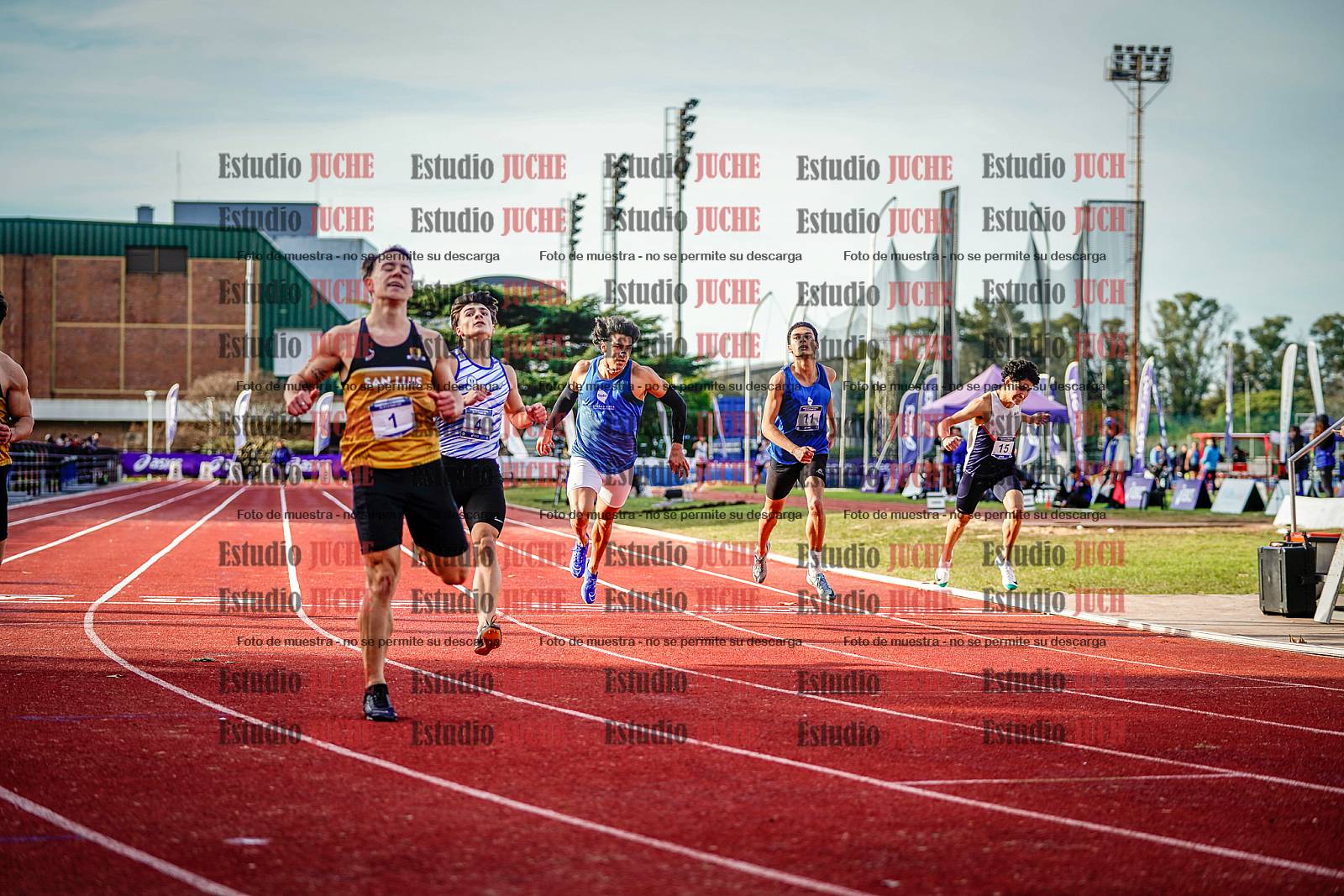 Fotos de los 200 m de varones - FINAL