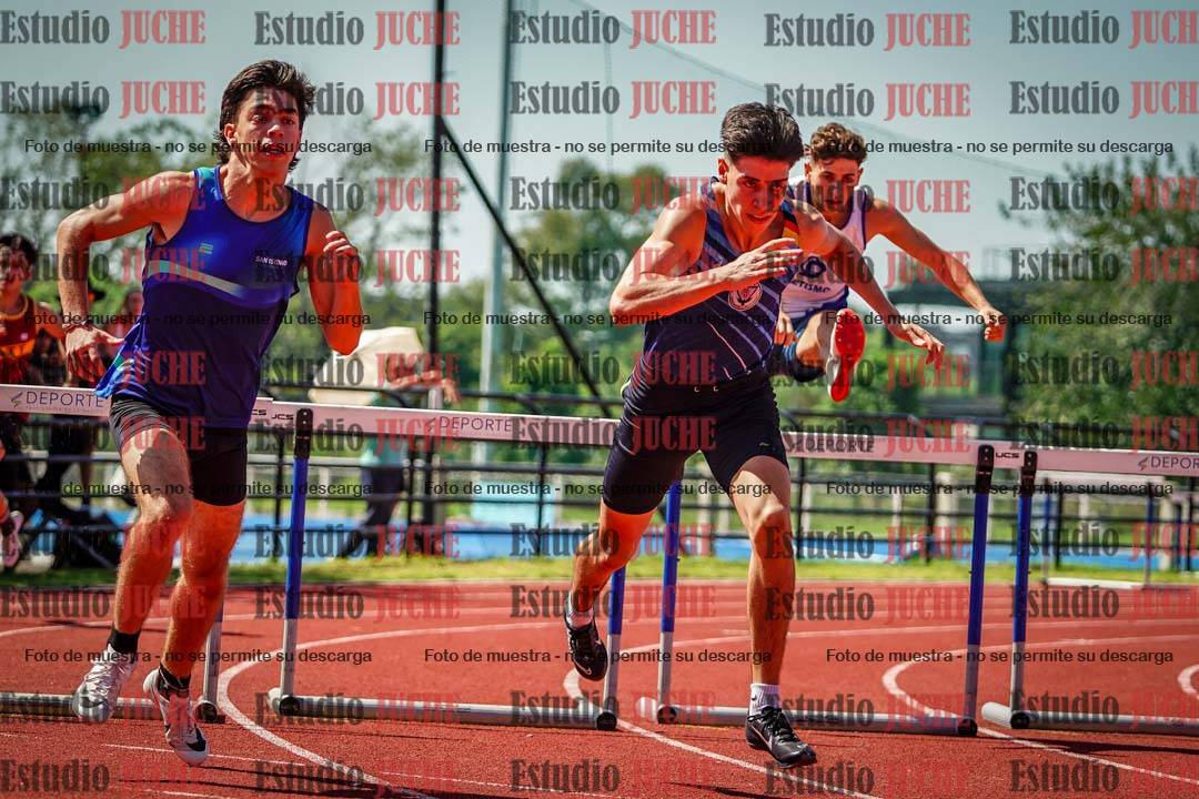Fotos de los 400 m con vallas de varones