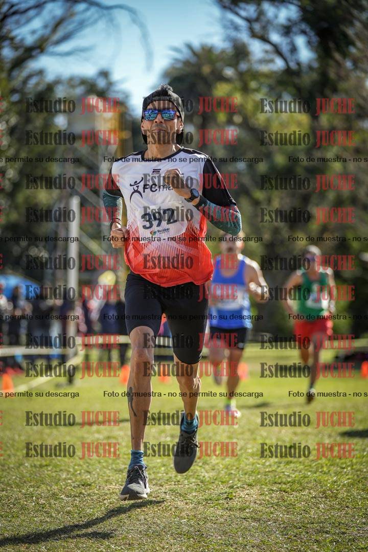 Fotos de la llegada del cross de 8000 m