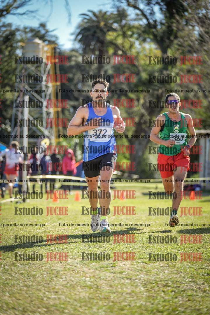 Fotos de la llegada del cross de 8000 m