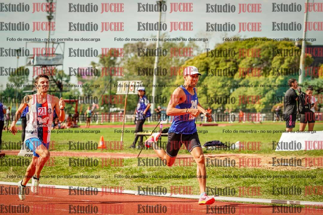 Fotos de los 800 m llanos de varones