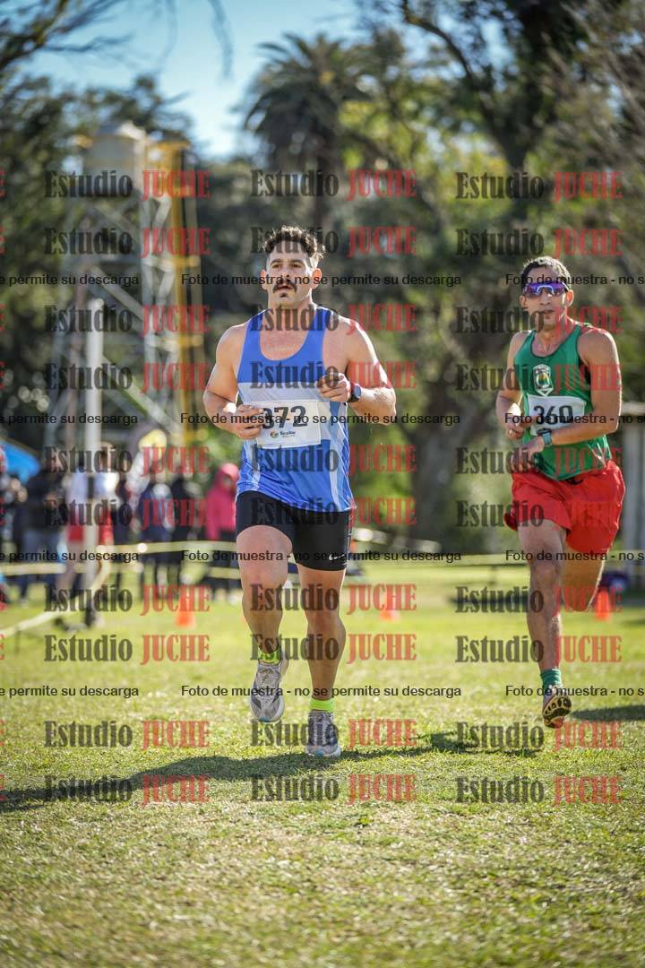 Fotos de la llegada del cross de 8000 m