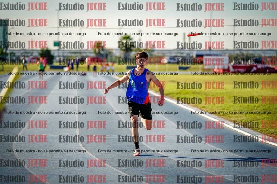 Fotos de las postas 4x100 m llanos de varones