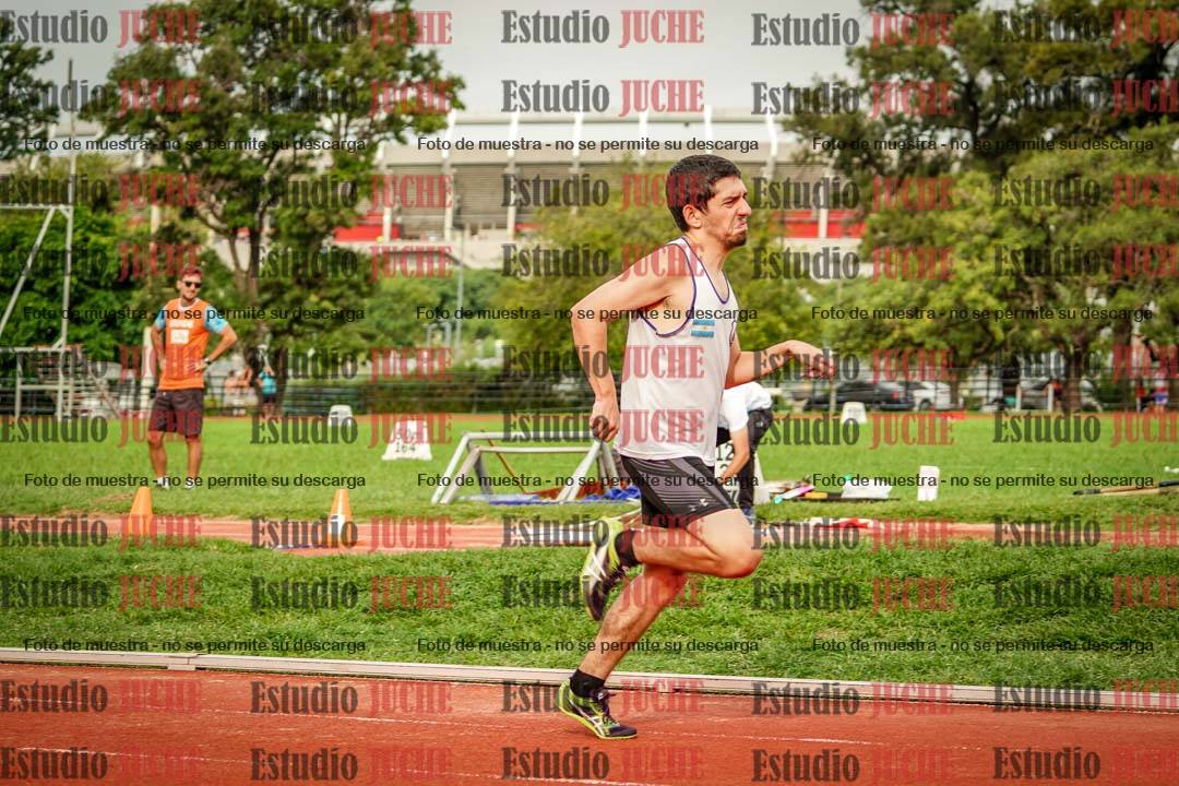 Fotos de los 400 m llanos de varones