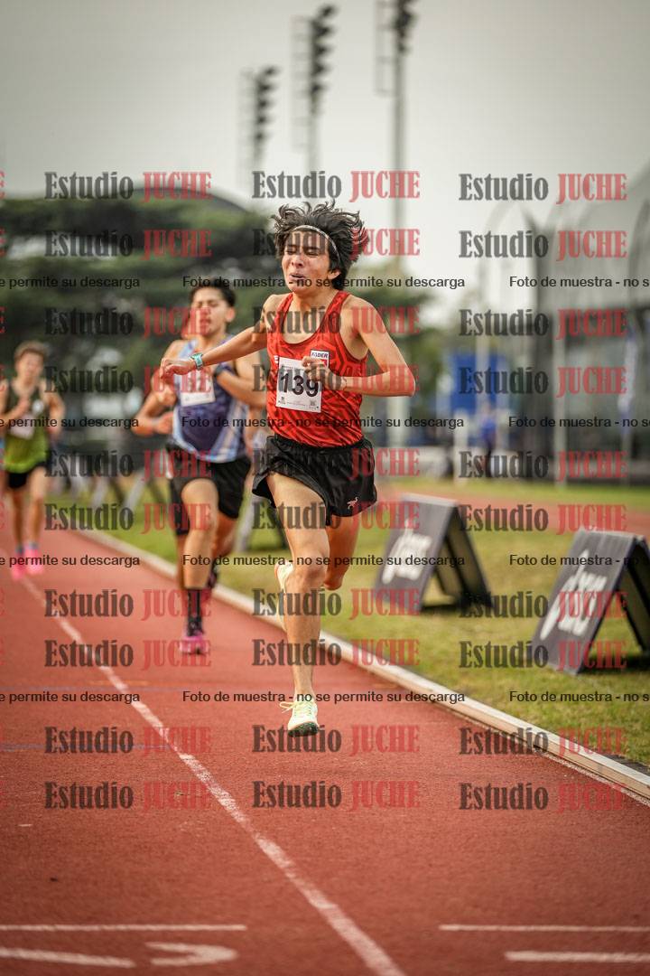 Fotos de los 1500 m llanos de varones