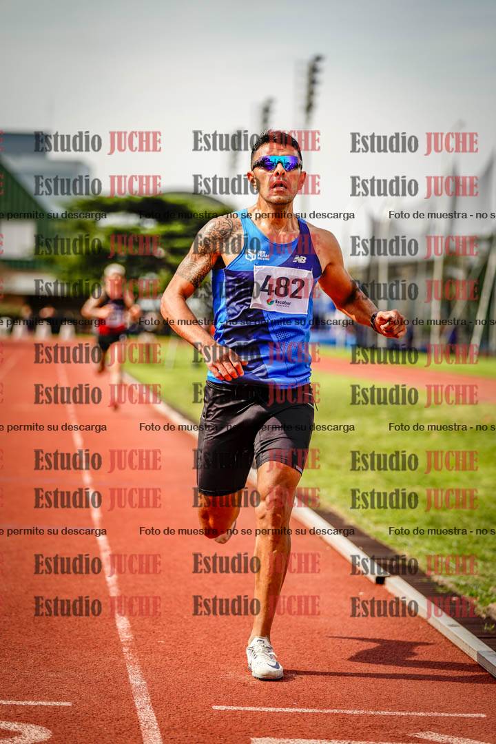 Fotos de los 3000 m llanos de varones