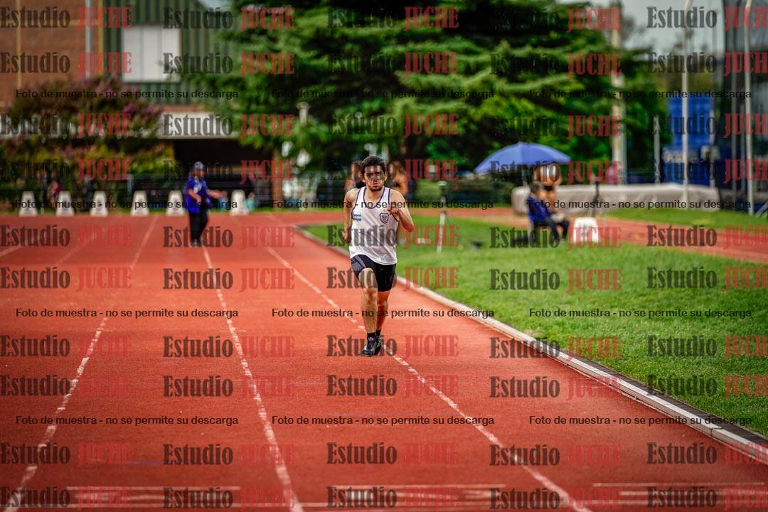 Fotos de los 400 m llanos de varones