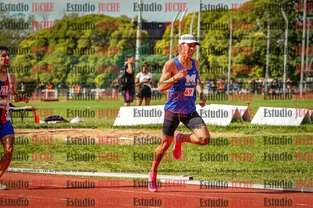 Fotos de los 800 m llanos de varones