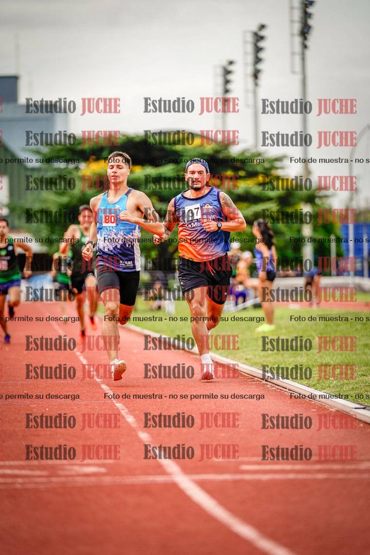Fotos de los 800 m de varones