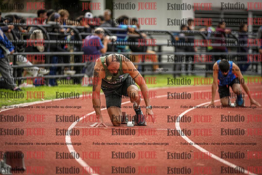 Fotos de los 400 m llanos de varones