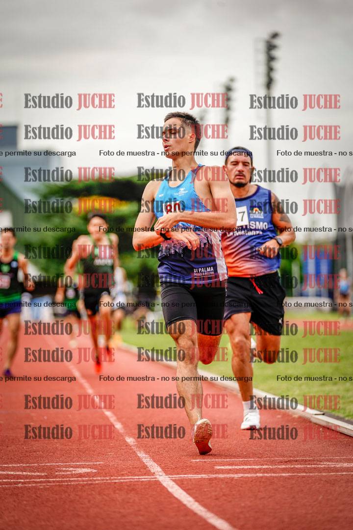 Fotos de los 800 m de varones